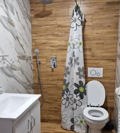 Cristina Apartment *